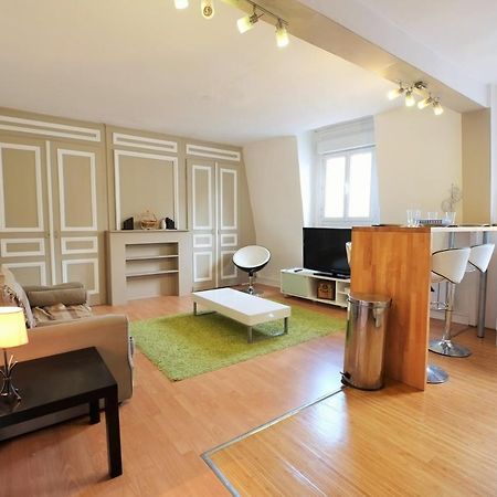 Apartamento Lebeauregare Lila Exterior foto